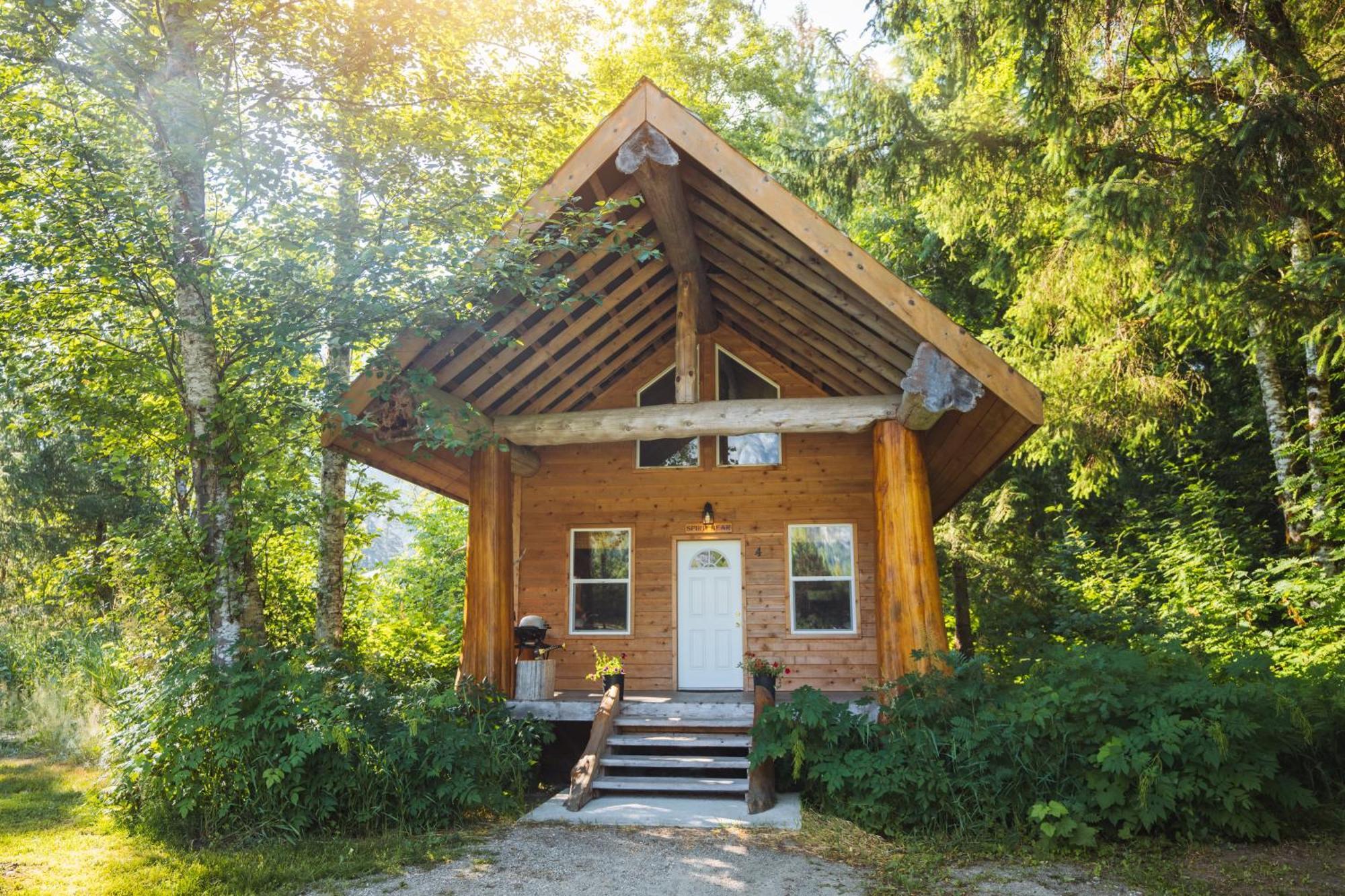 Bella Coola Grizzly Tours And Resort Hagensborg Exterior foto