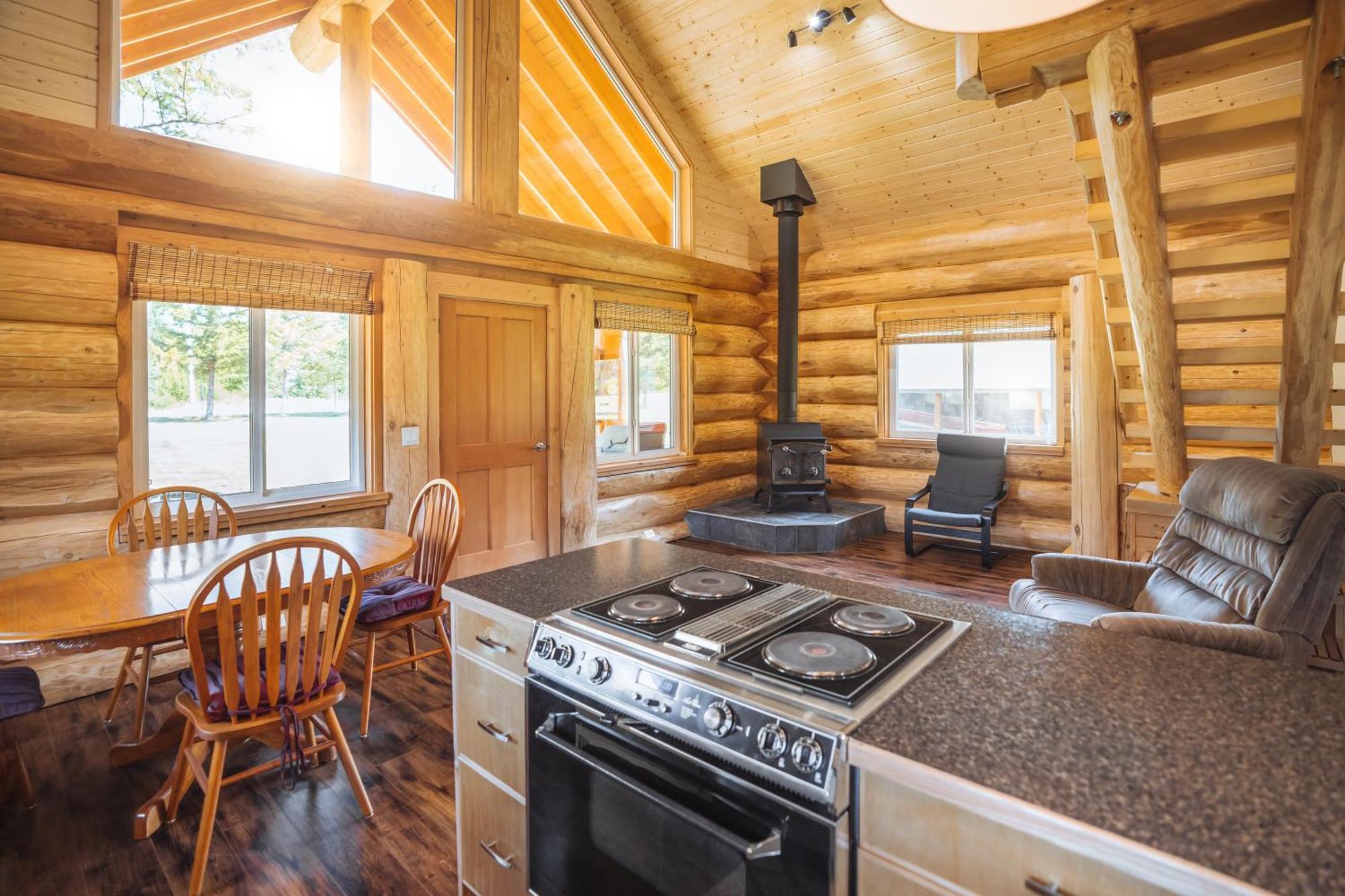 Bella Coola Grizzly Tours And Resort Hagensborg Exterior foto
